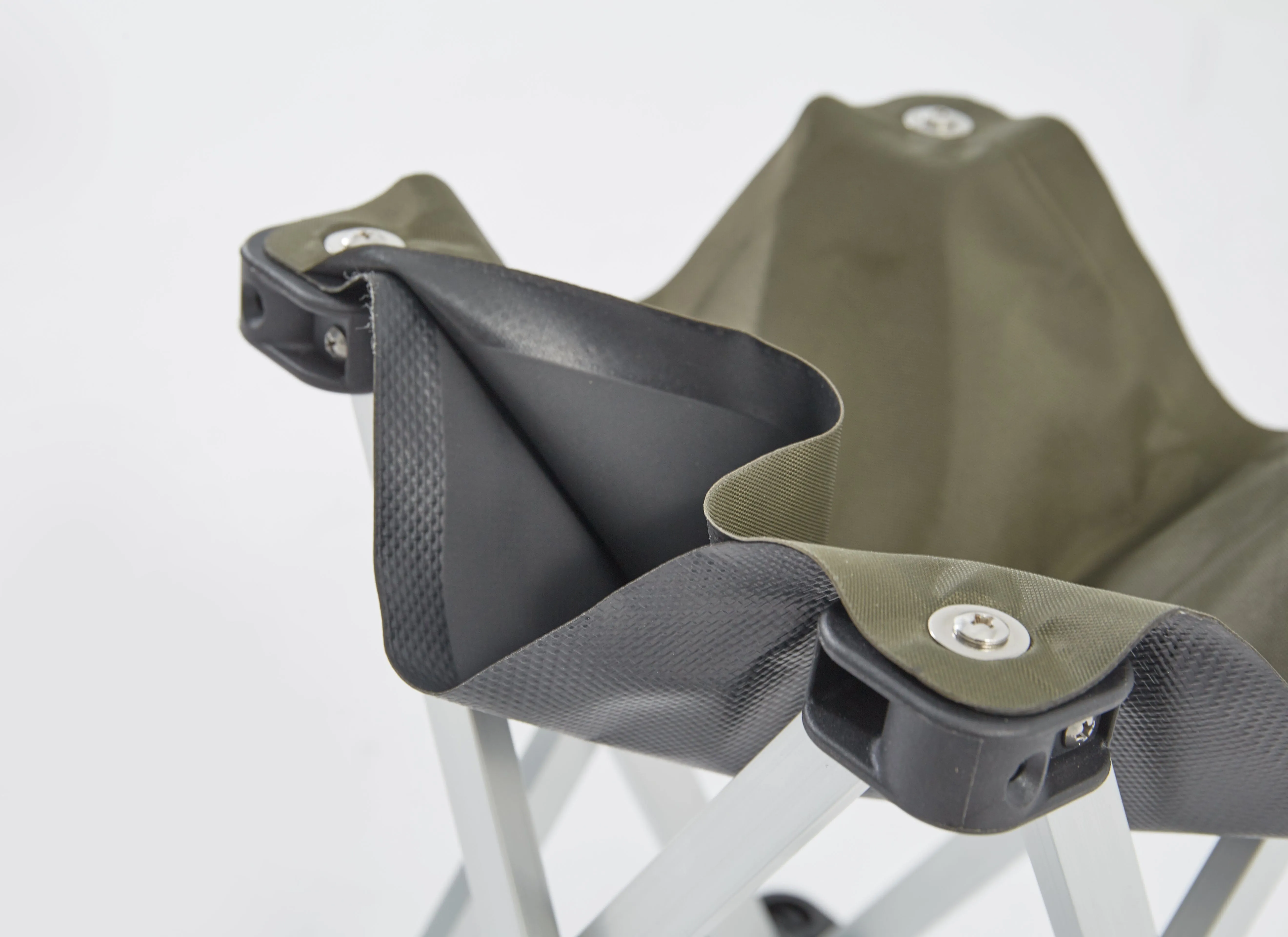 BLACKDEER  Aluminum Square Folding Stool