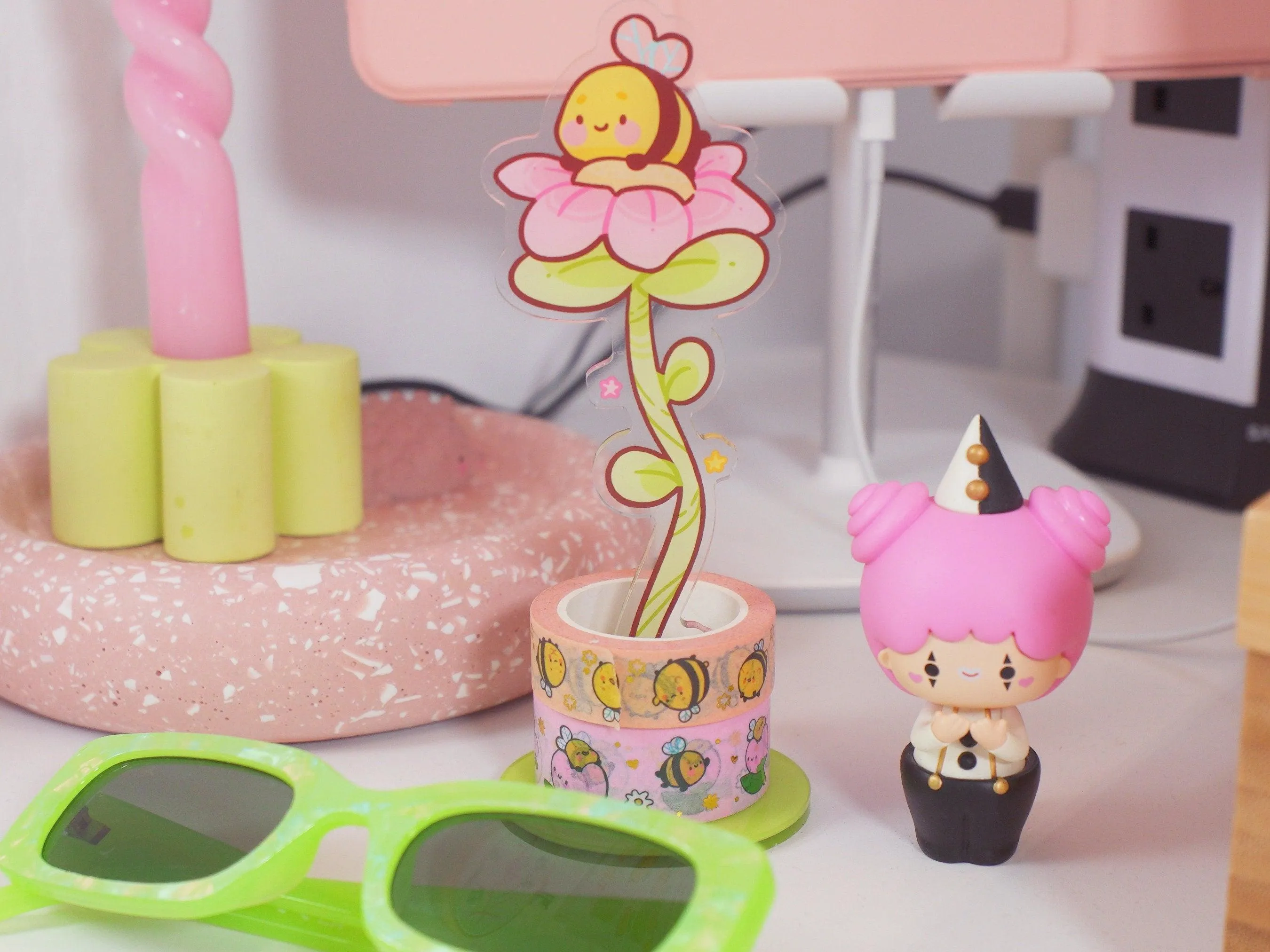 Bumblebutt Flower Washi Tape Stand | Cute Spring Desk Organiser | Kawaii Acrylic Display
