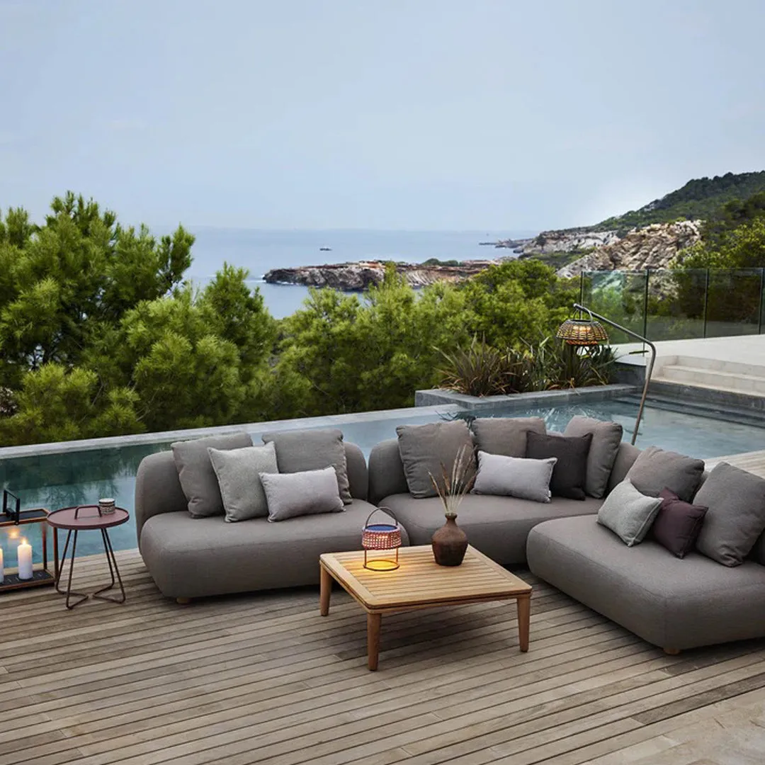 Capture Outdoor Coffee Table