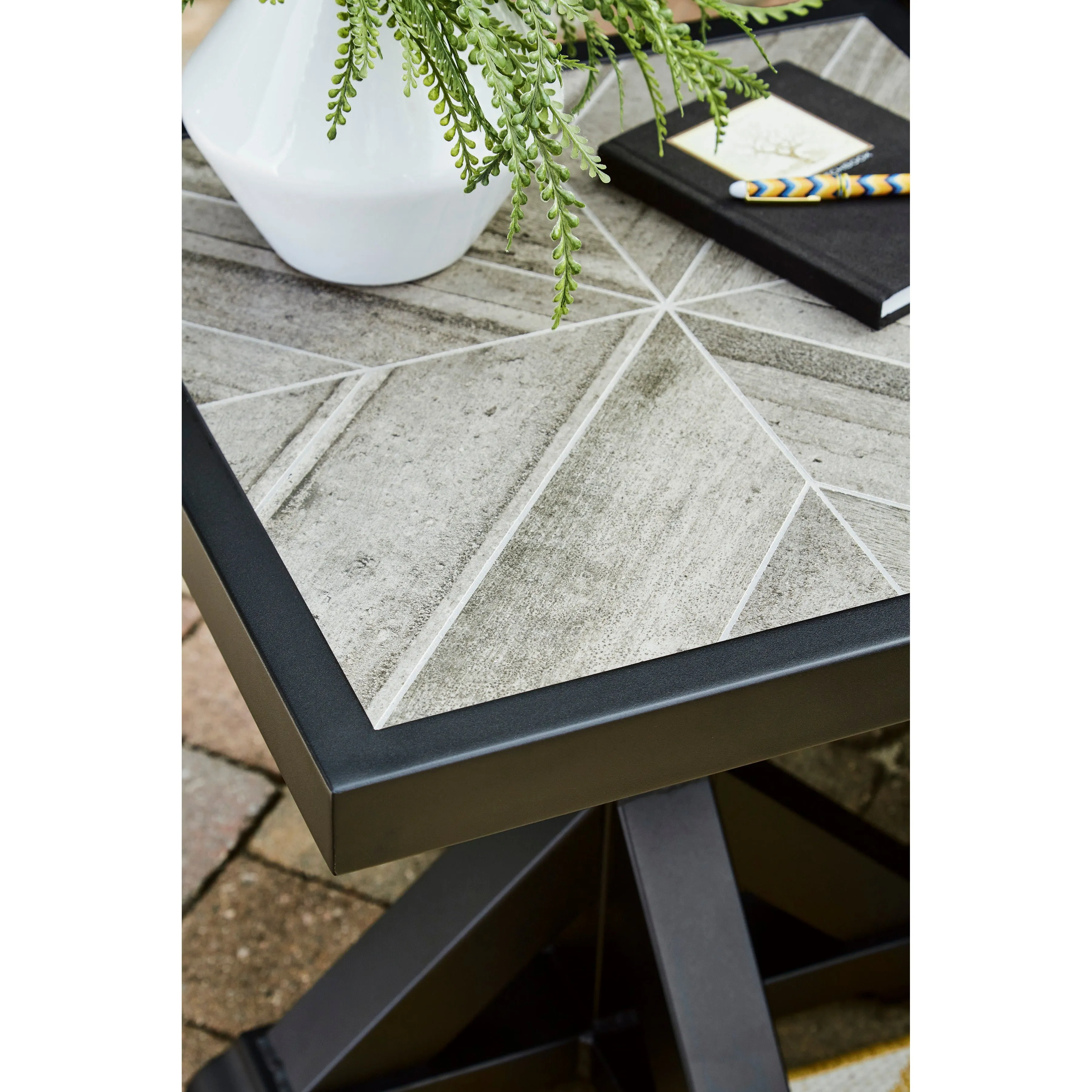 Fire Island Black Outdoor 22" Square End Table