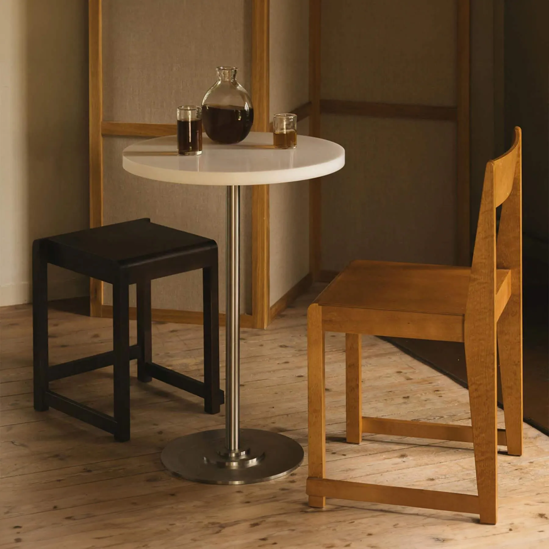 Frama 57 Table