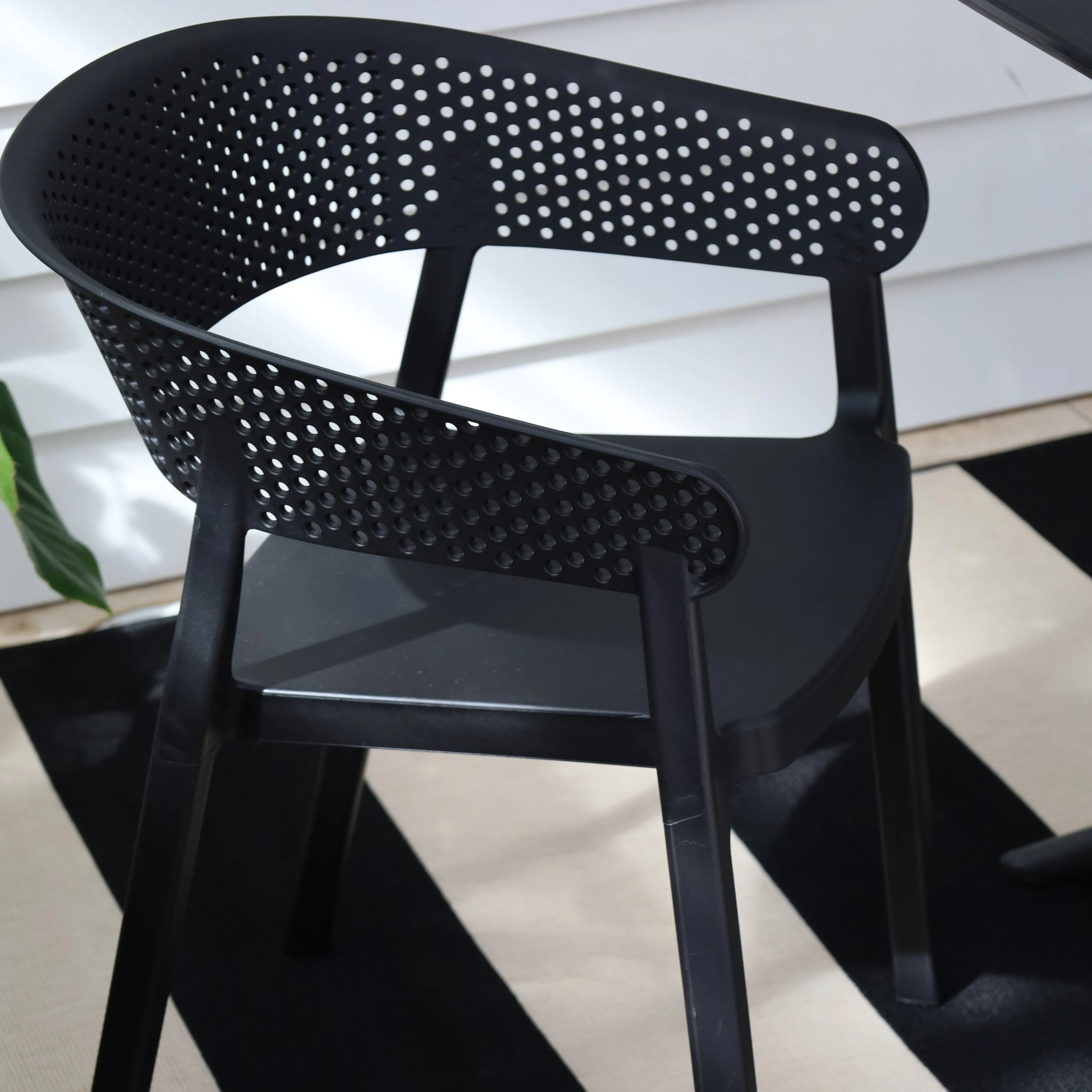 Santacruz Outdoor Black Cafe Bistro Chair