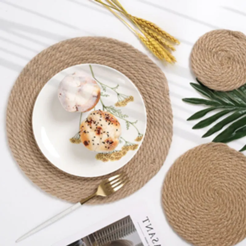 Set of 6, Round Woven Placemats, Natural Braided Straw Table Mats, Weave Aquatic Placemats for Dinning Table, Christmas Placemats, 11.8 inch