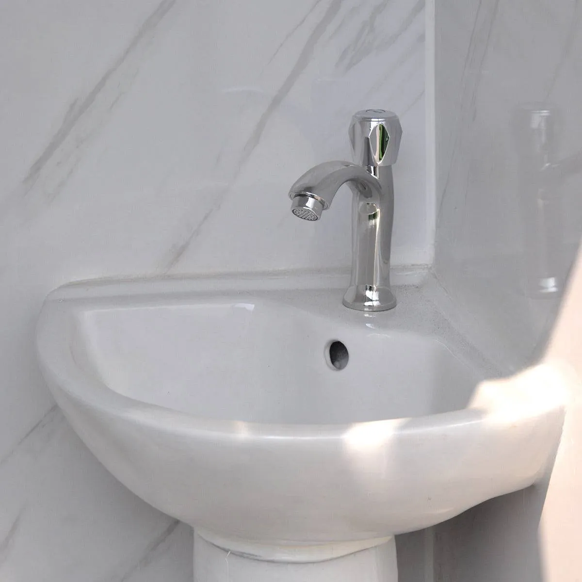 TMG Industrial 4’ Single Person Mobile Toilet, Ceramic Toilet, Triangular Wash Basin, Exhaust Fan, PVC Wood Grain Floor, TMG-STS04