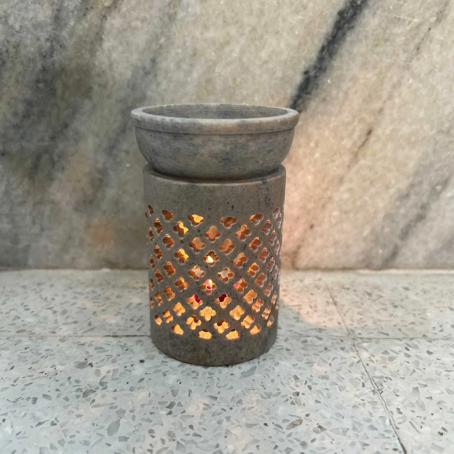 Vintage Amber Soy Wax Melt | Woody Musk | Wardrobe Freshener