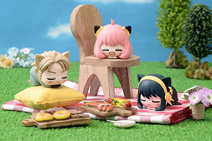 Yor Forger Ohiruneko Mini Figure - Spy x Family