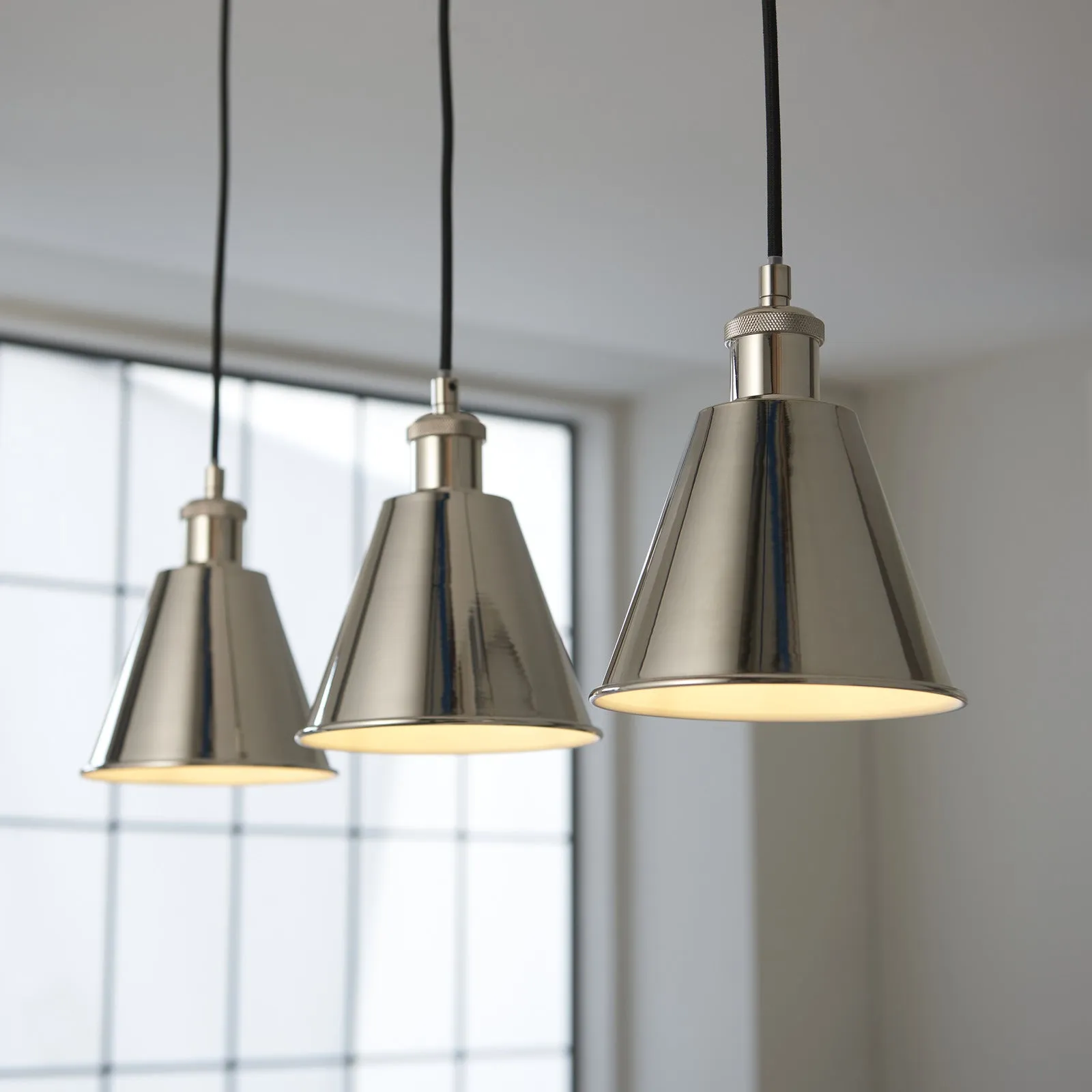Zolia Pendant