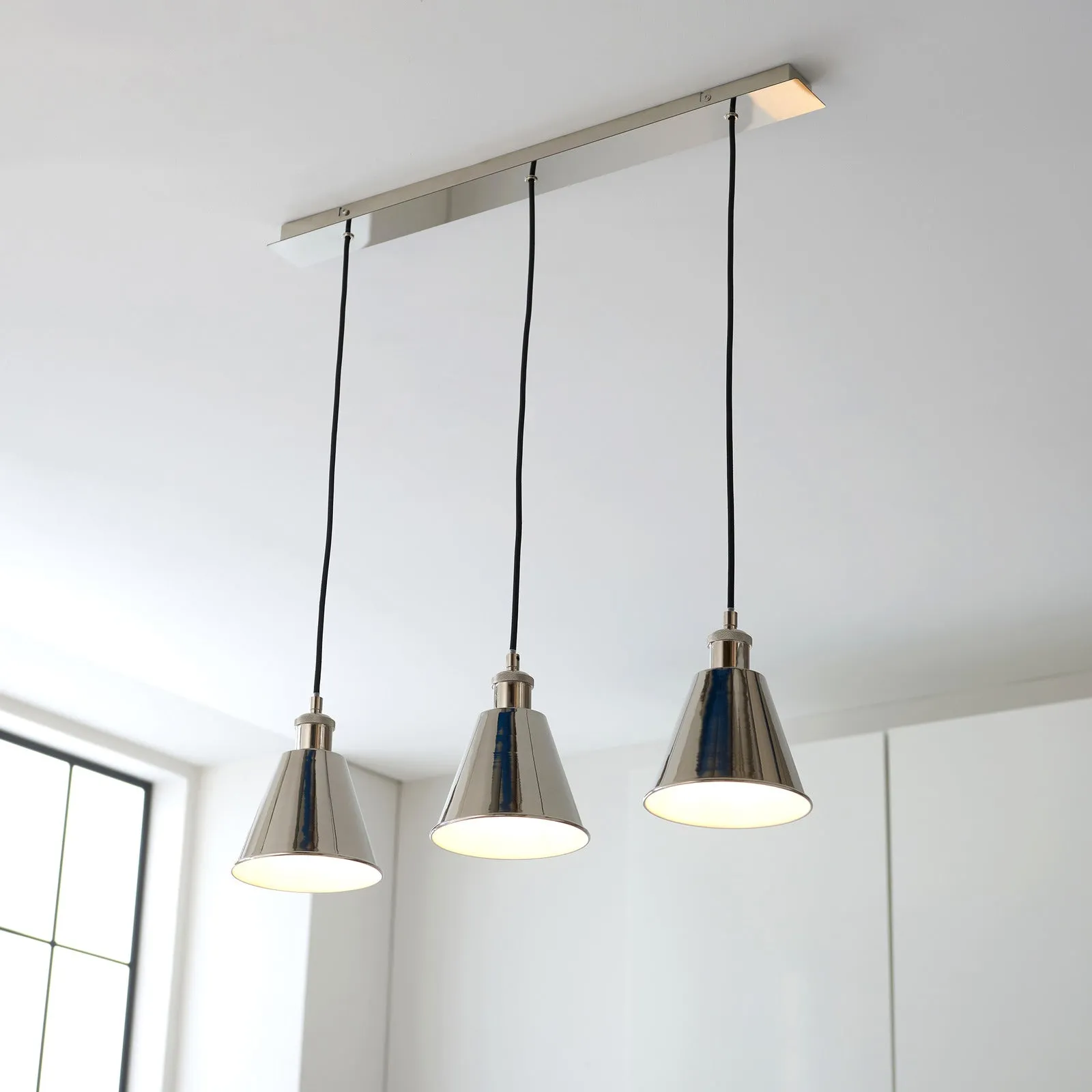 Zolia Pendant